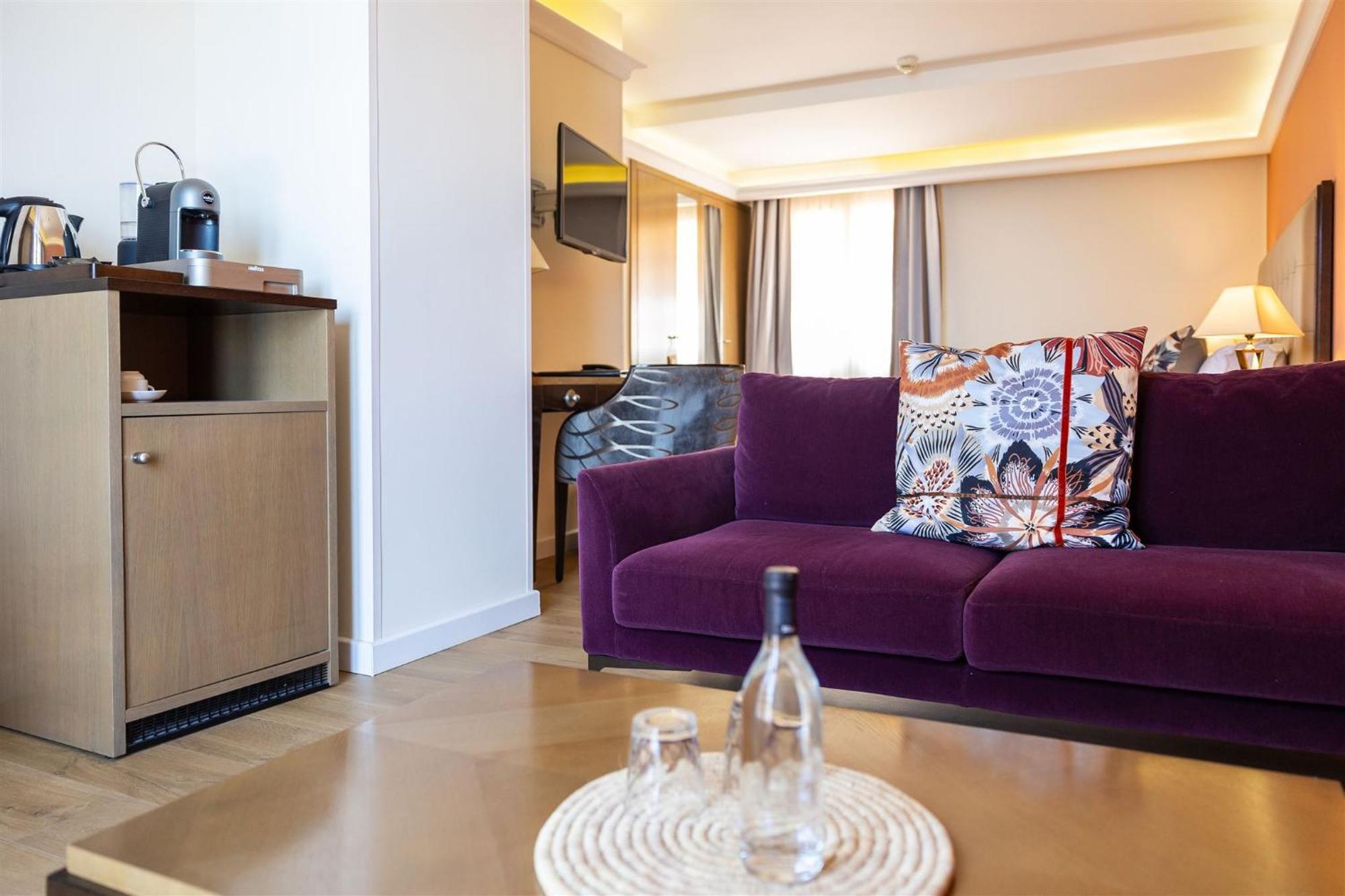Hotel Des Gouverneurs บาสเตีย ภายนอก รูปภาพ